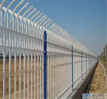 https://www.apyingan.com双向折弯锌钢护栏